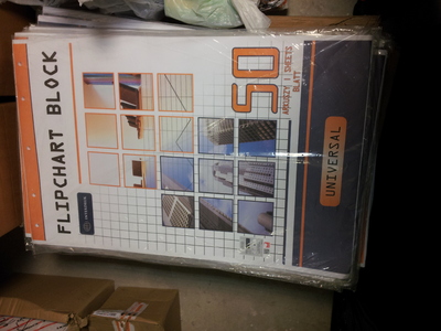 Blok do flipchartów Interdruk  640 x 1000 gładki 50 arkuszy